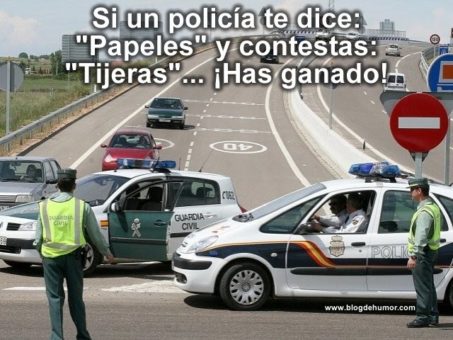 policia papeles tijeras