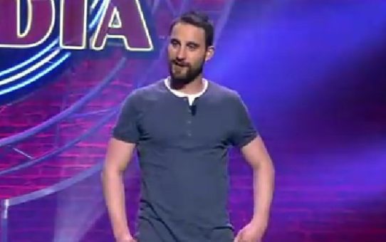 Dani Rovira nos trae su monólogo "Cosas de chicas" 11